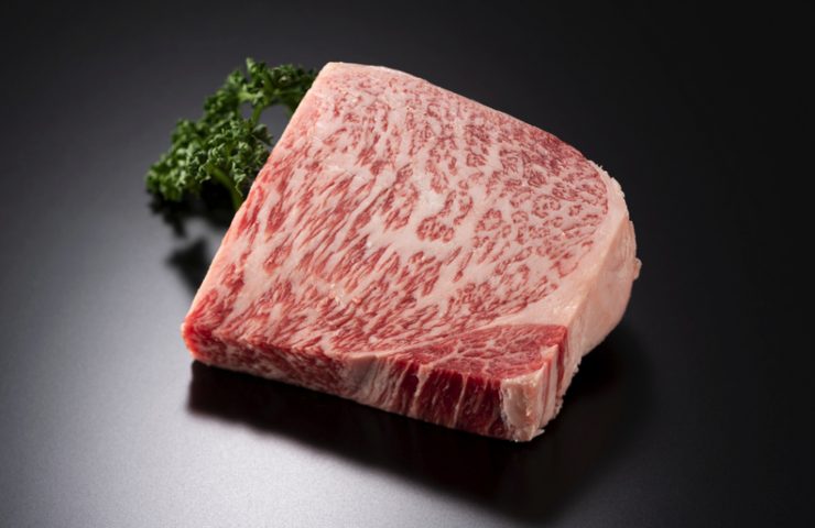 I segreti della carne di Wagyu: le caratteristiche della prelibatezza giapponese più costosa al mondo